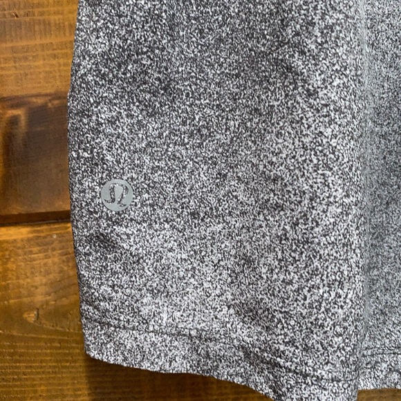 Lululemon Men’s Pace Breaker Short Linerless 9" - Picture 5 of 6